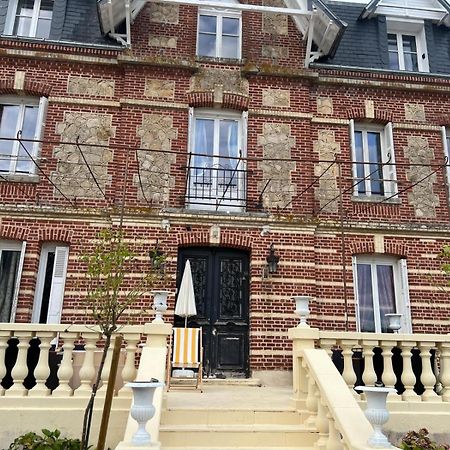 Le Manoir De La Baronnie Villa Norrey-en-Auge Eksteriør billede